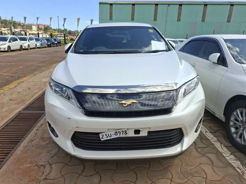 Toyota Harrier   - 2014