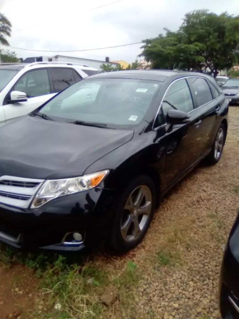 Toyota Venza   - 2013