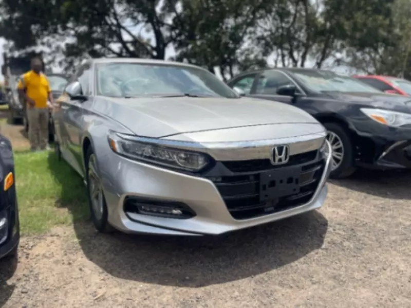 Honda Accord   - 2018