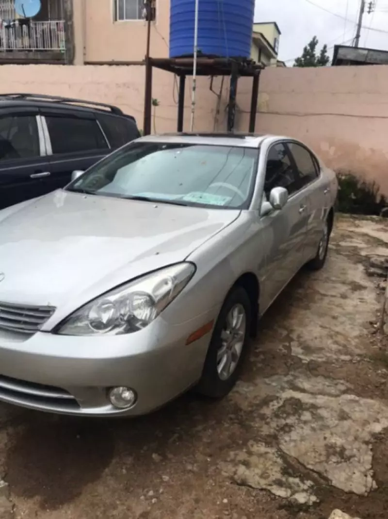 Lexus ES 330   - 2004