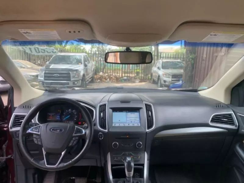 Ford Explorer   - 2018
