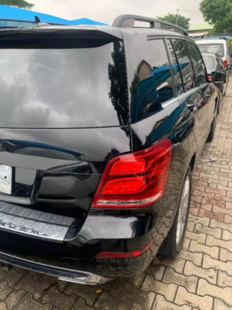 Mercedes-Benz GLK 350   - 2014