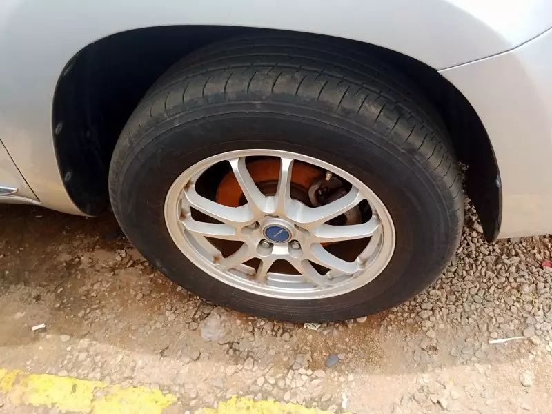 Toyota Vanguard    - 2012