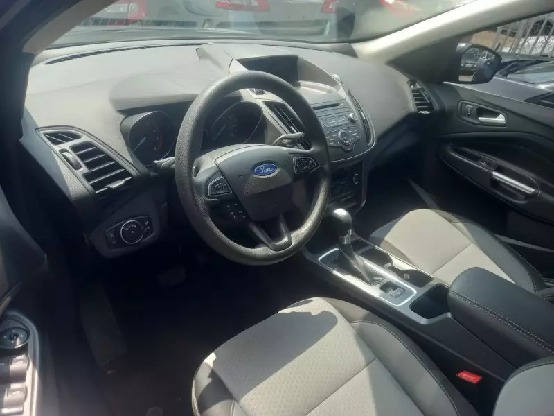 Ford Escape   - 2017
