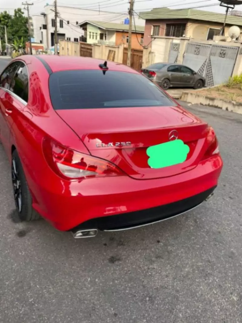 Mercedes-Benz CLA 250   - 2014