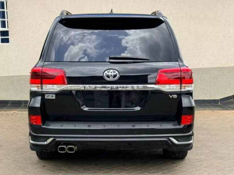 Toyota Landcruiser ZX   - 2019