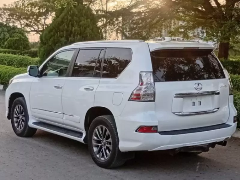 Lexus GX - 2014