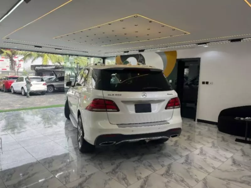 Mercedes-Benz GLE 400