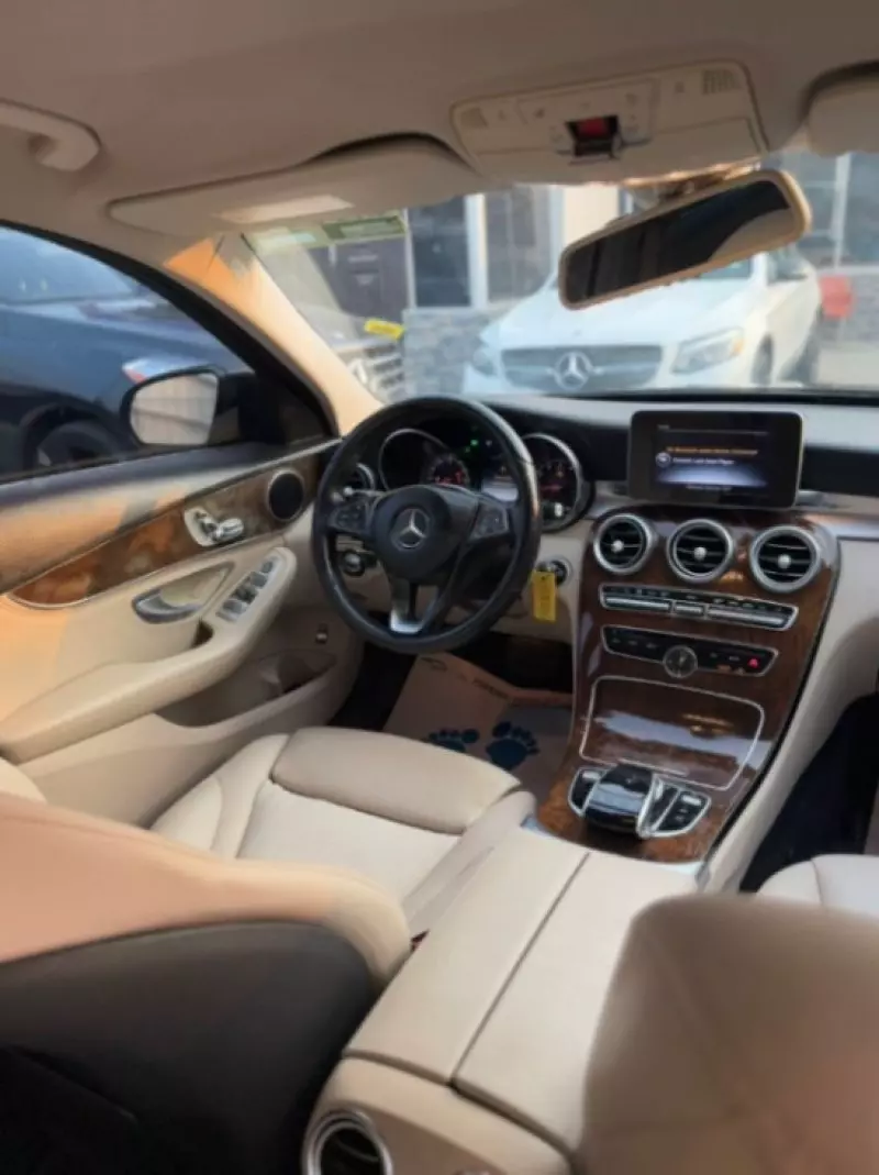 Mercedes-Benz C-Class   - 2015