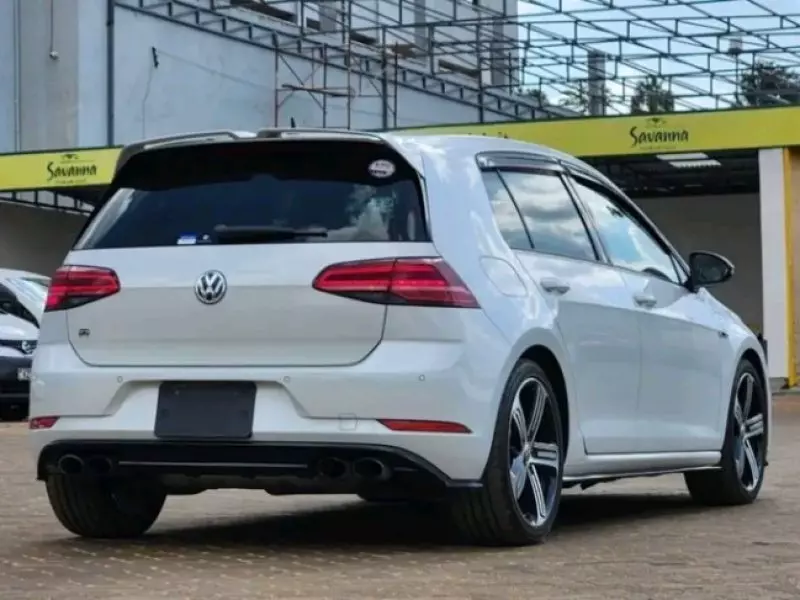 VOLKSWAGEN polo sedadan trend  ba ess   - 2018