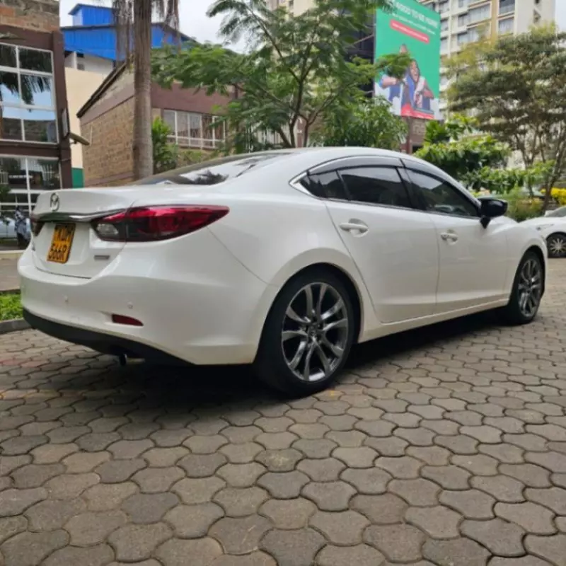 Mazda Atenza    - 2016