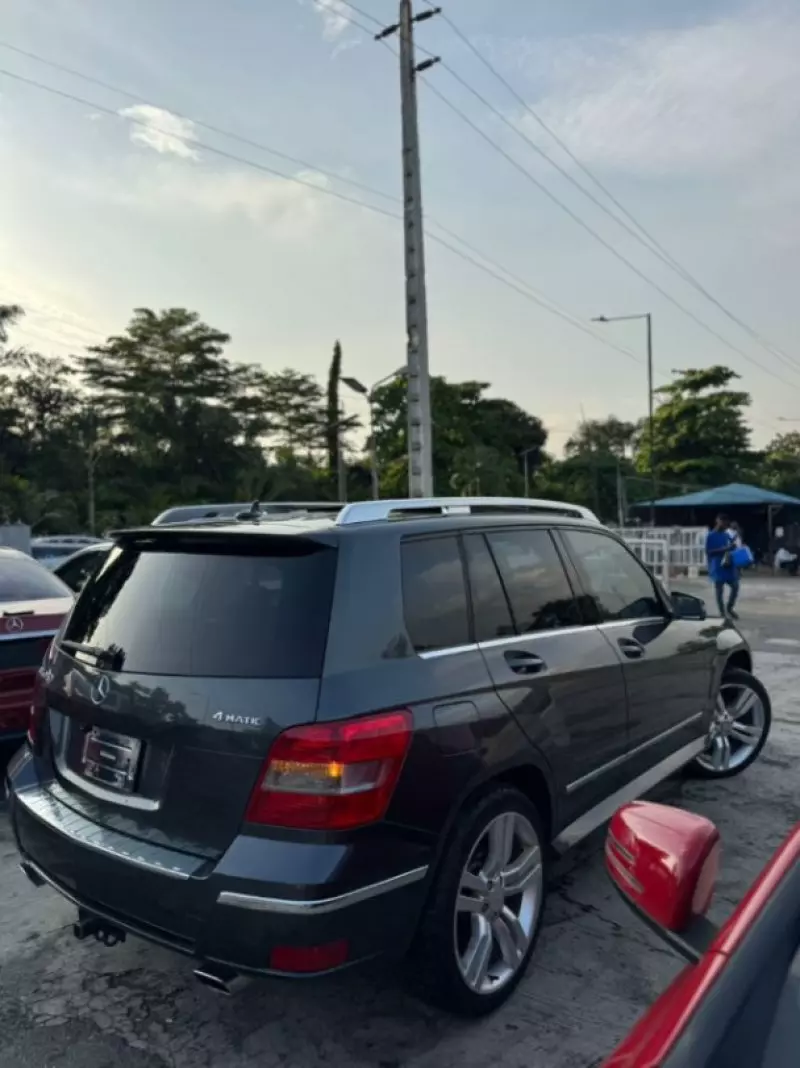 Mercedes-Benz GLK-Class - 2010