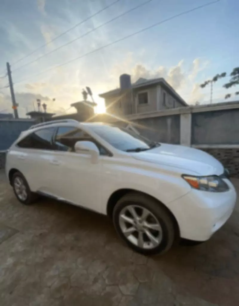 Lexus RX 350   - 2011