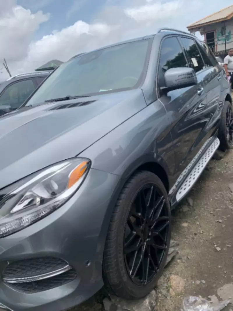 Mercedes-Benz GLE 350   - 2018