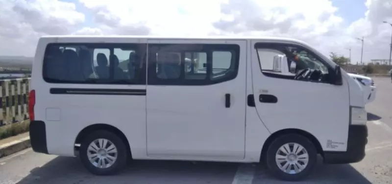 Nissan Caravan    - 2014