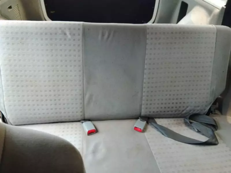 Mitsubishi Lancer   - 2000