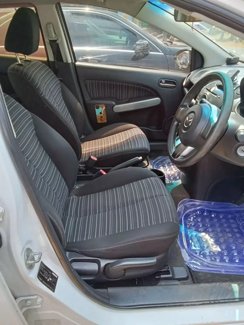 Mazda Demio   - 2010