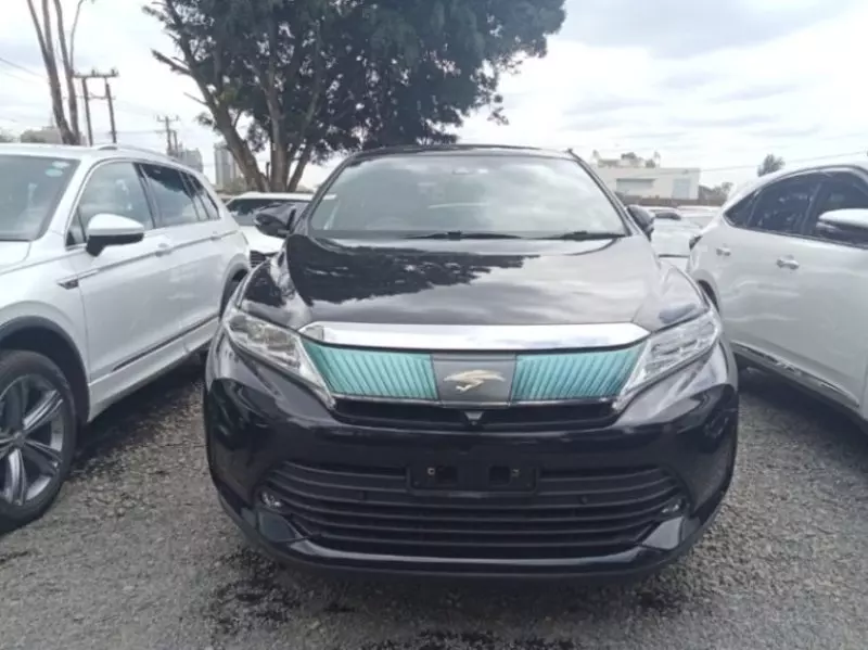 Toyota Harrier   - 2018