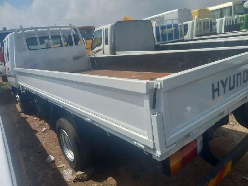 Hyundai Mighty   - 2003