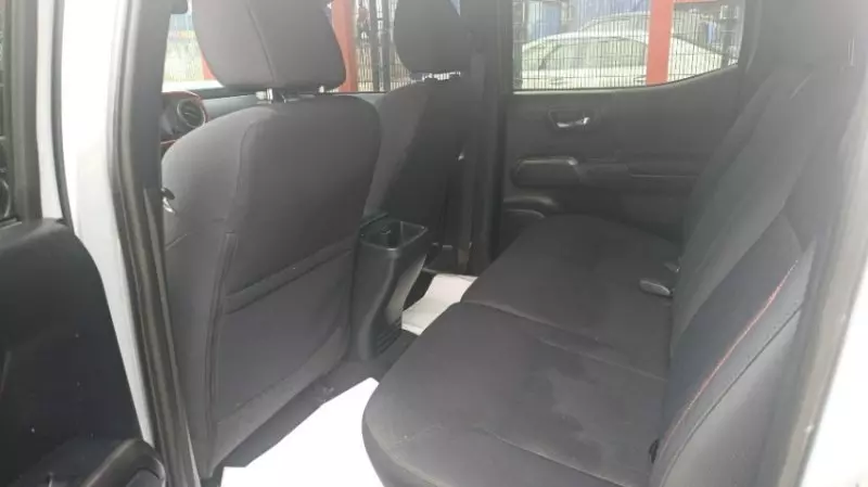 Toyota Tacoma   - 2019