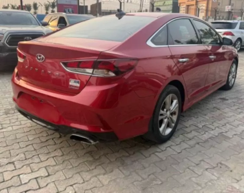 Hyundai Sonata   - 2018