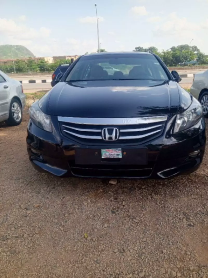 Honda Accord   - 2012