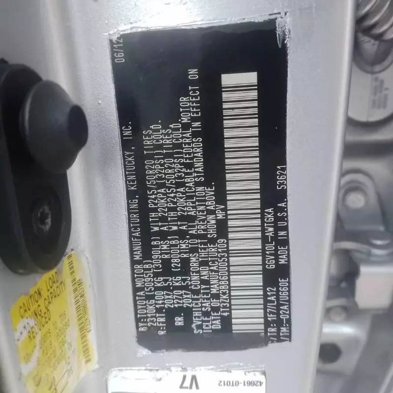 Toyota Venza   - 2013