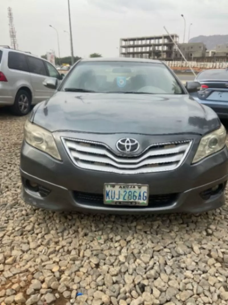 Toyota Camry   - 2008