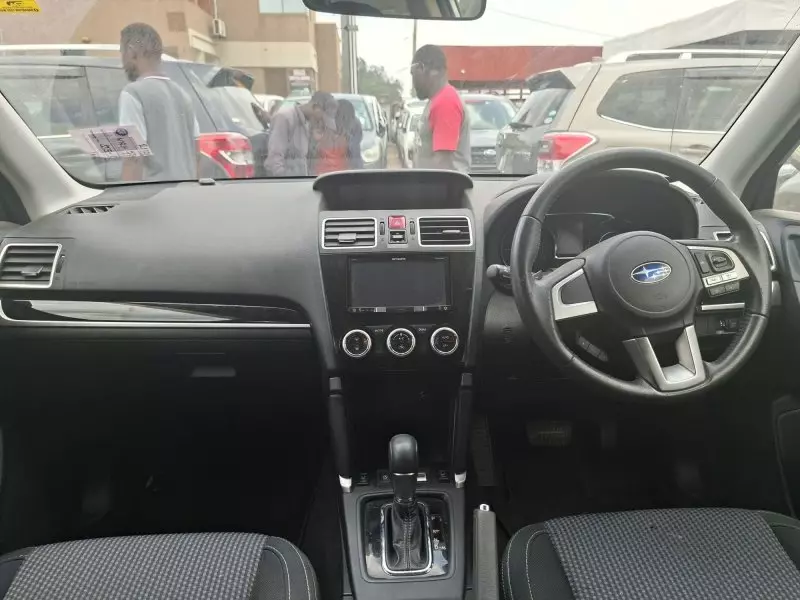 Subaru Forester   - 2017