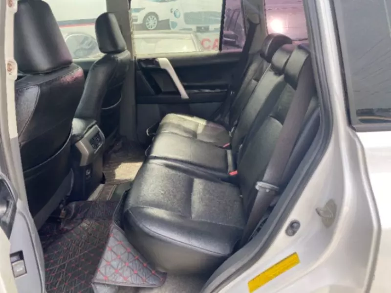 Toyota Landcruiser Prado   - 2013