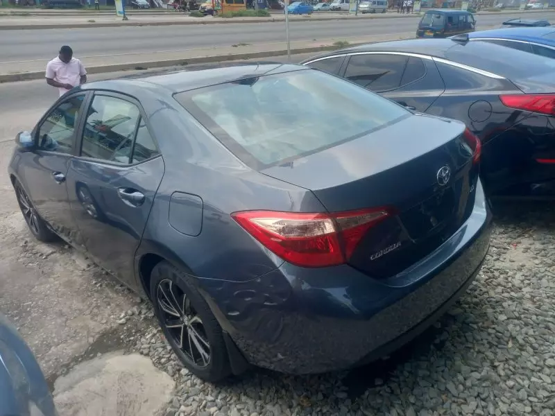 Toyota Corolla   - 2018
