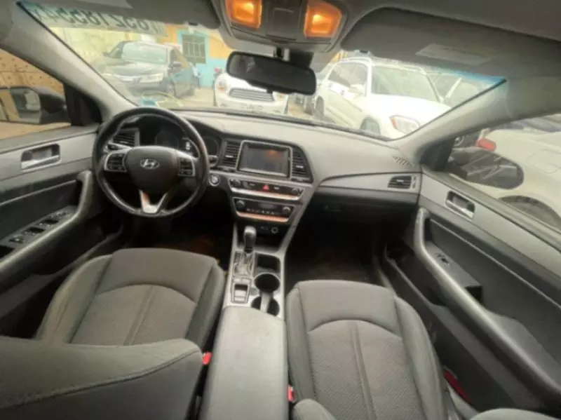 Hyundai Sonata   - 2019