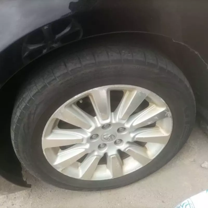 Toyota Sienna   - 2013