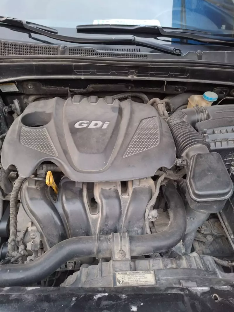 Hyundai Sonata   - 2011
