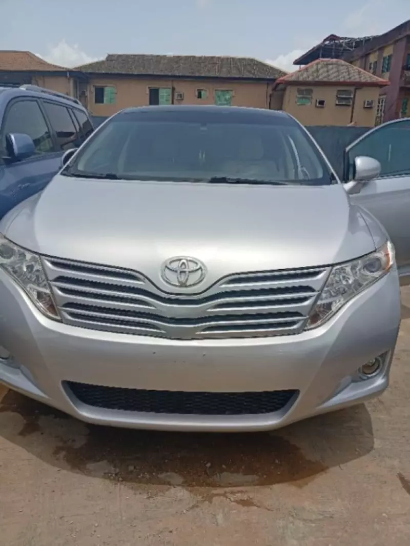 Toyota Venza - 2010