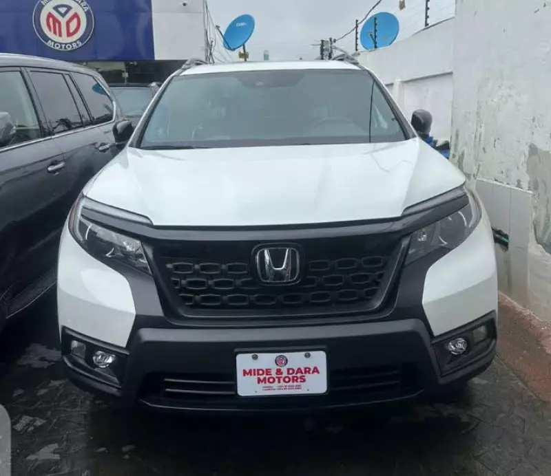 Honda Passport   - 2019