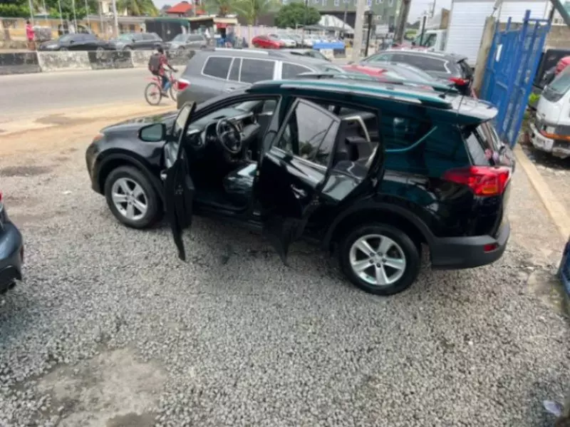 Toyota RAV 4   - 2013