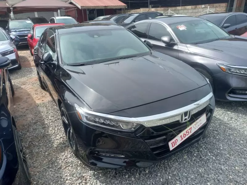 Honda Accord   - 2019