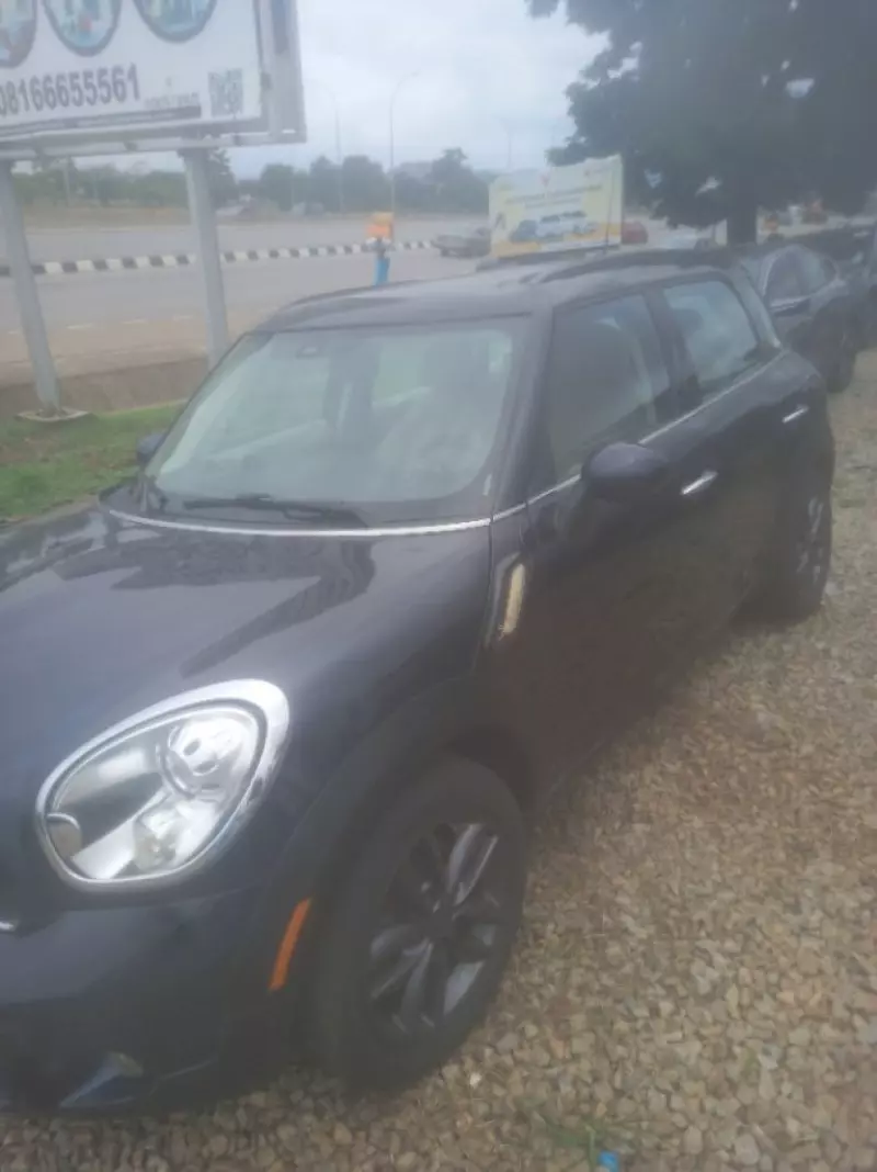 MINI Cooper   - 2012
