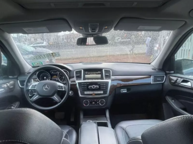 Mercedes-Benz ML 350   -