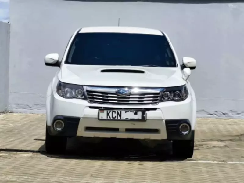 Subaru Forester   - 2011