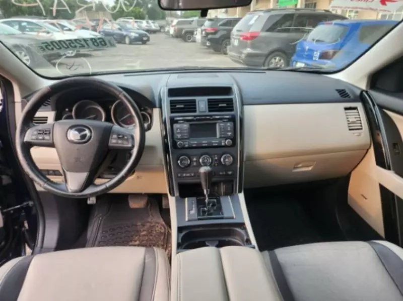 Mazda CX-9   - 2012