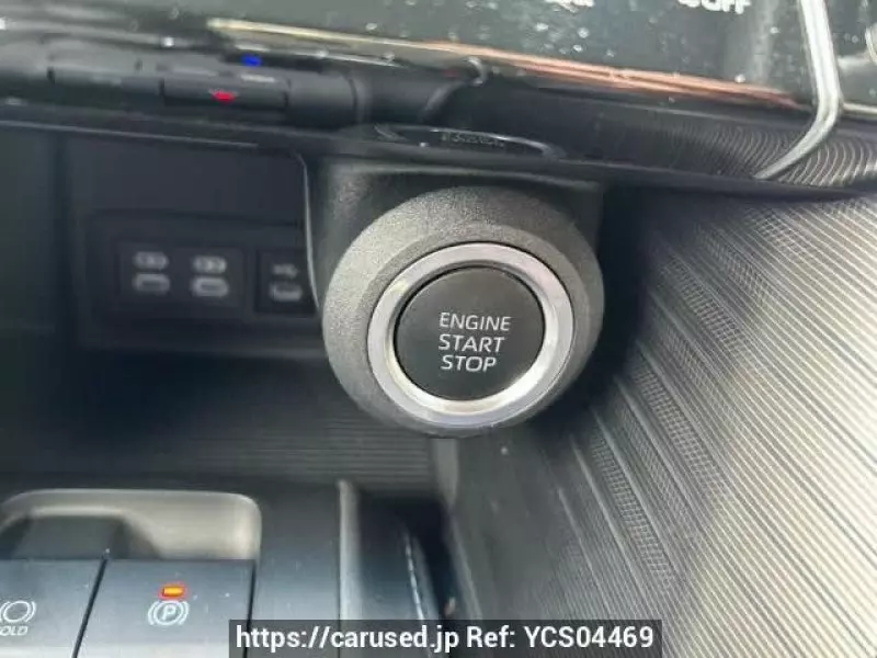 Toyota Harrier   - 2023