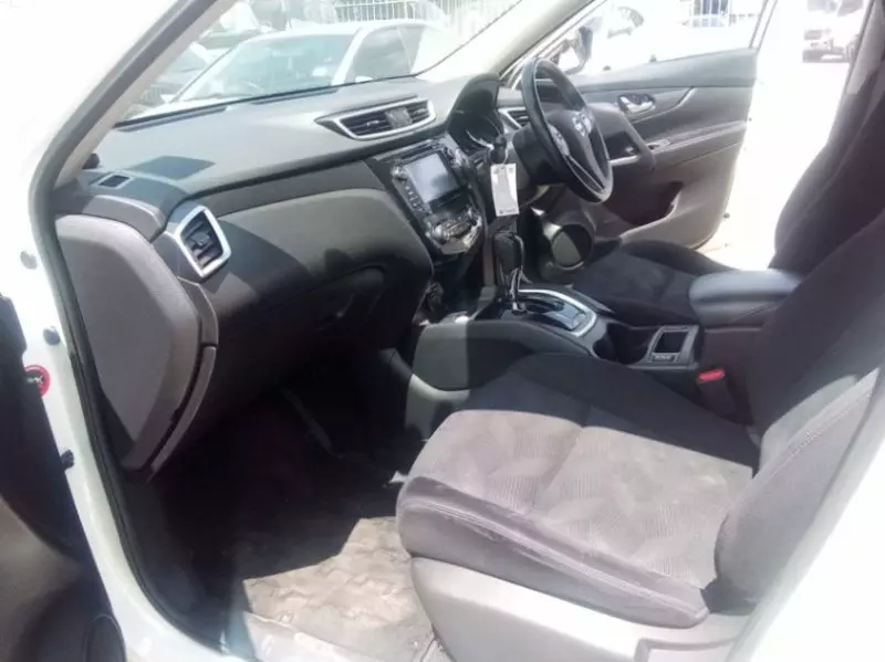 Nissan X-Trail   - 2016