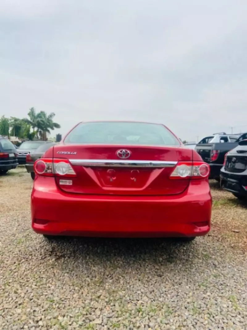 Toyota Corolla   - 2013