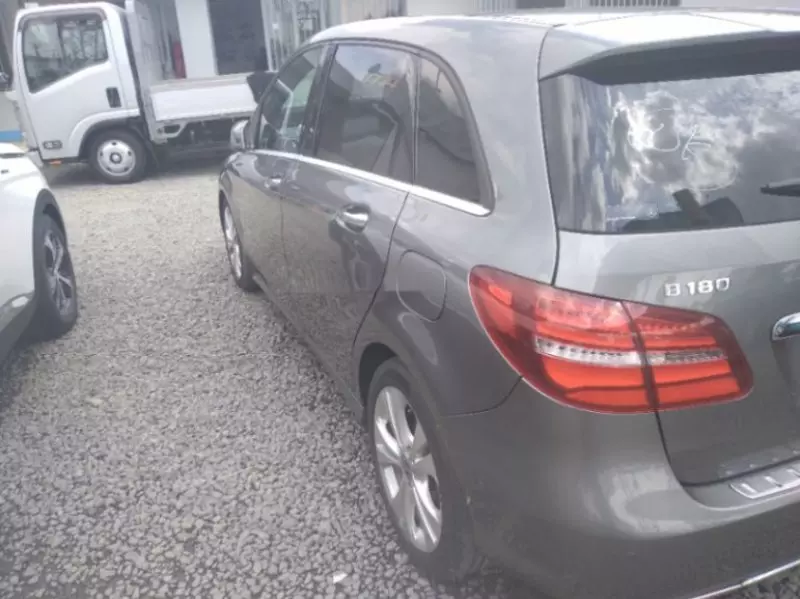 Mercedes-Benz B 180   - 2018