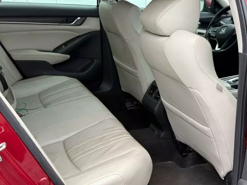 Honda Accord   - 2018