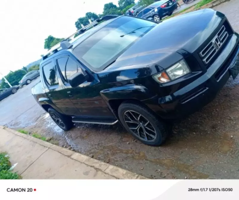 Honda Ridgeline   - 2008