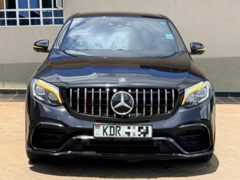 Mercedes-Benz GLC 200   - 2017