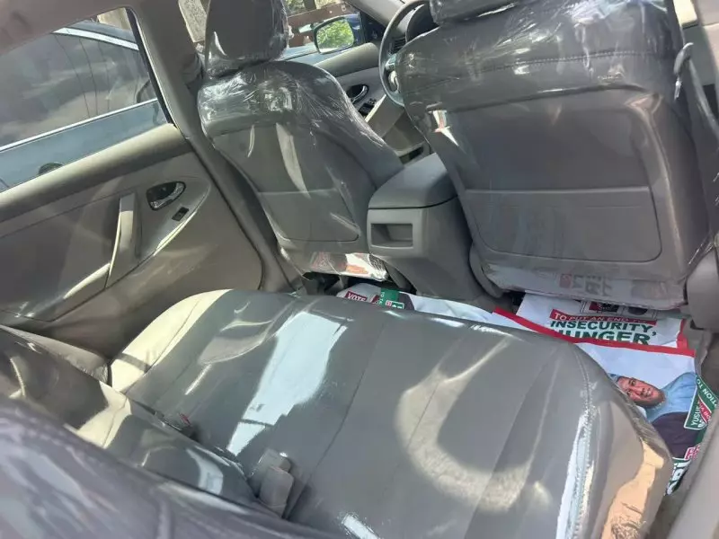 Toyota Camry   - 2007